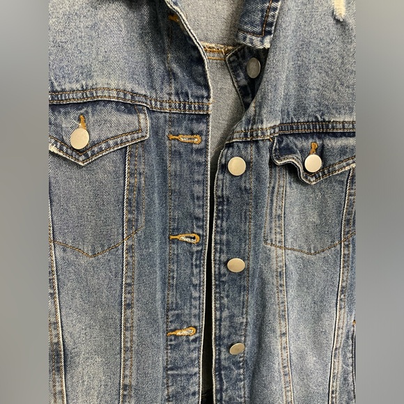 Women’s Jean Jacket - Picture 4 of 5